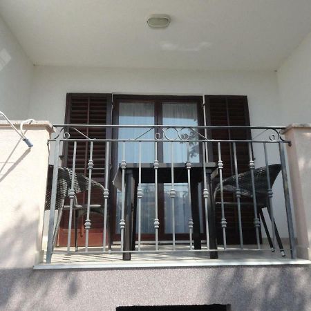 Appartement Tona à Rovinjsko Selo Extérieur photo
