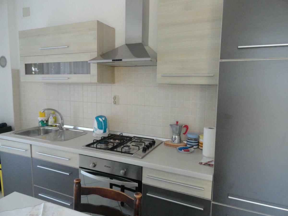 Appartement Tona à Rovinjsko Selo Extérieur photo